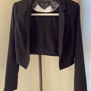 White House Black Market Open Black Cropped Blazer Size 2